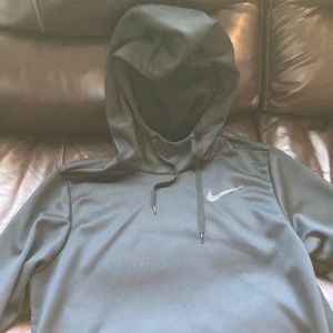 Nike Therma Fit Hoodie Medium